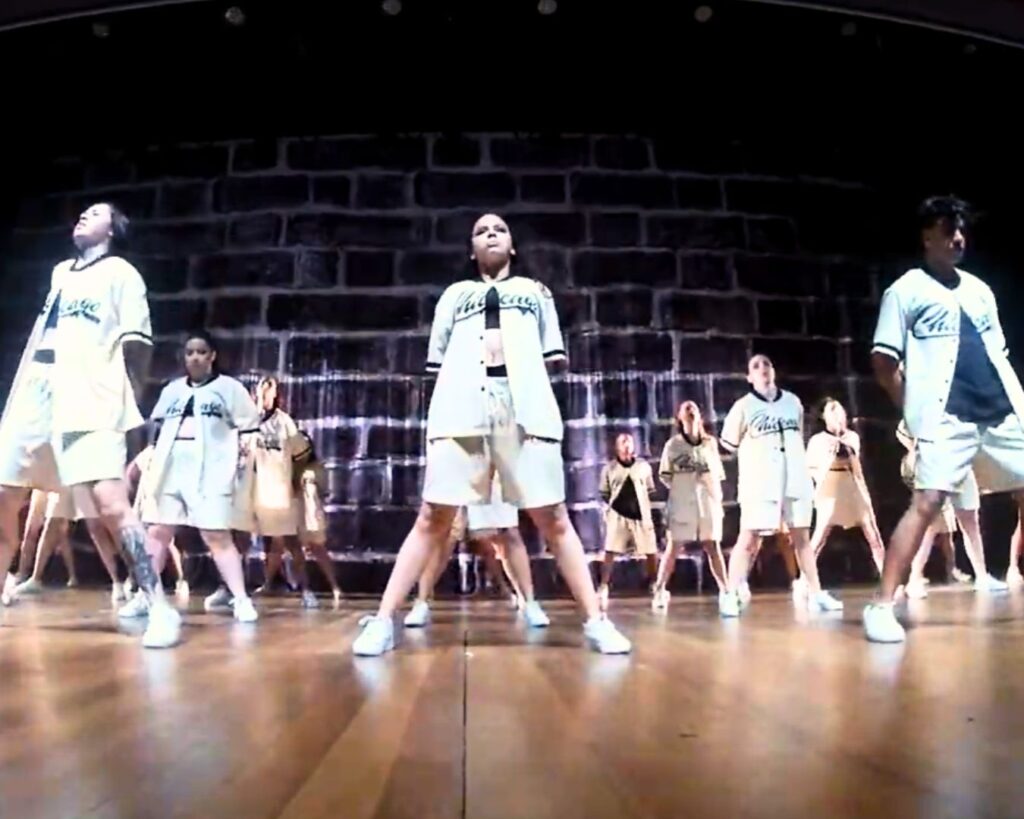 dançar no Hopi Hari