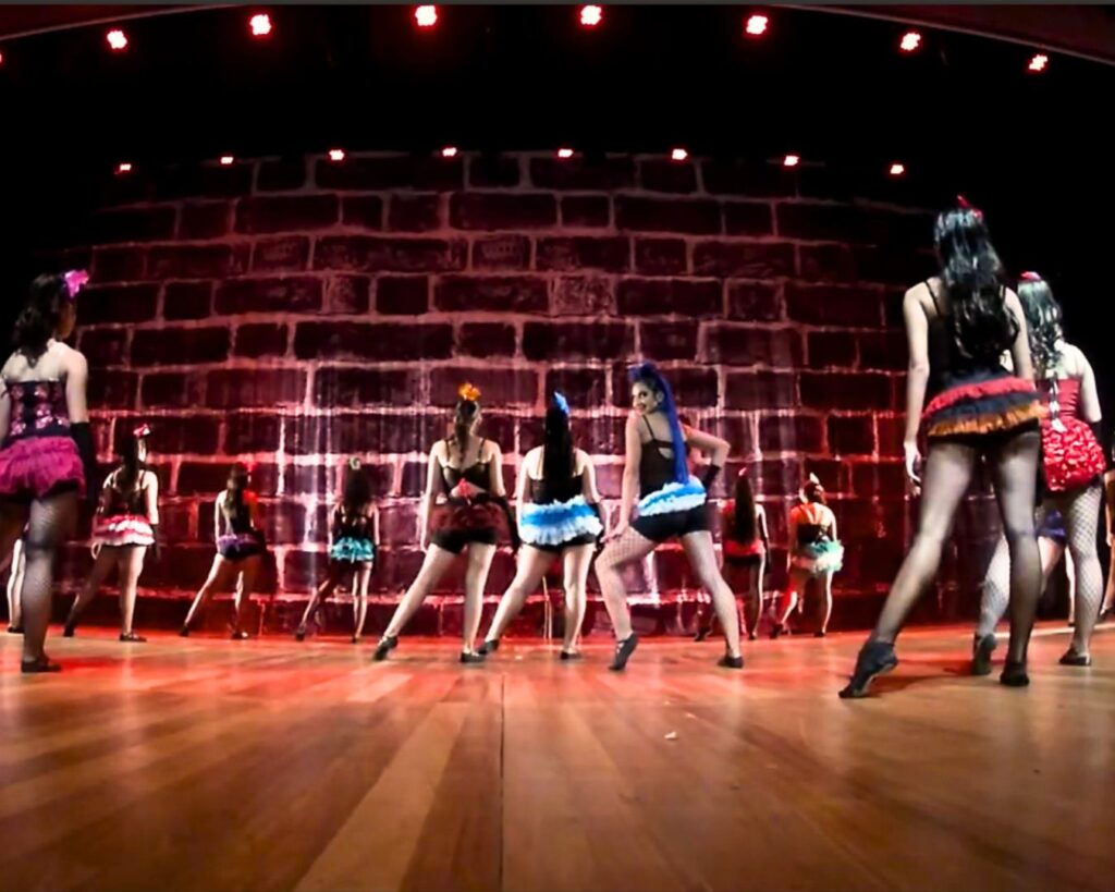 dançar no Hopi Hari